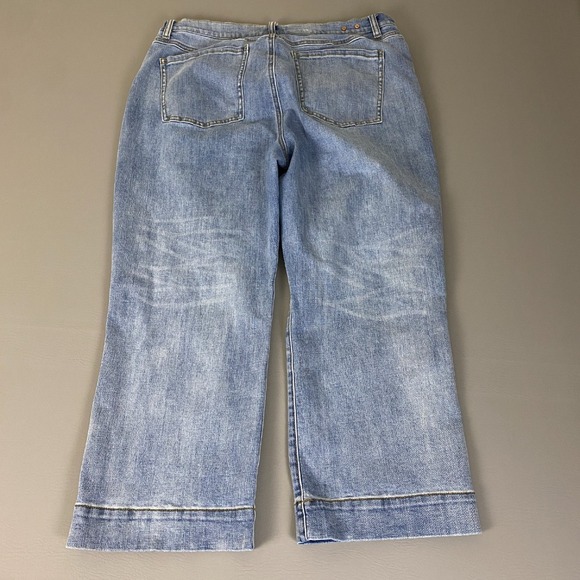 Cabi Palm Beach Crop Jeans Button Fly Wide Leg Denim Size 16 Blue Light Wash - Picture 11 of 12